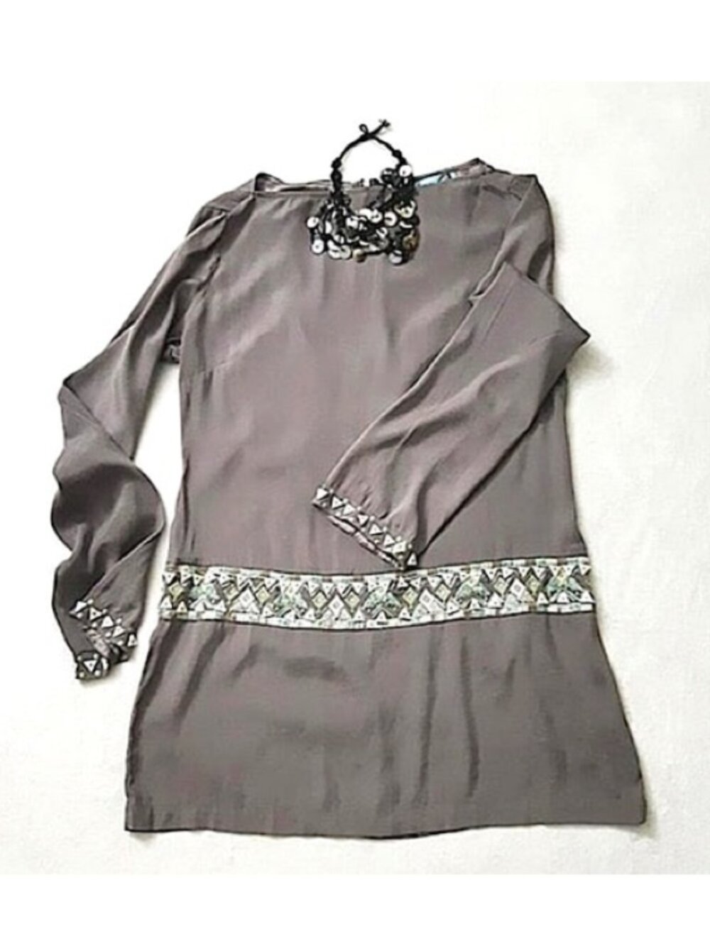 GUESS by MARCIANO Silk Blend Grey Dress Tunic Embroidered MOP WhiteButton Sequin